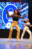 10 PUMAS UNAM GOLDEN LADIES HIP HOP FEM